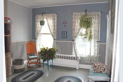 23 Howe Street, Meriden, CT 06450 - Photo 10