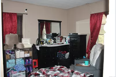 23 Howe Street, Meriden, CT 06450 - Photo 30