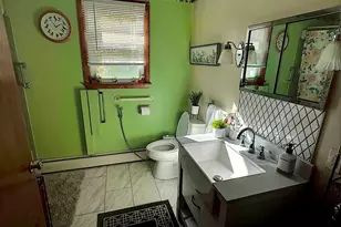 186 Windy Dr, Waterbury, CT 06705 - Photo 12