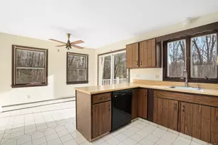 137 Drain St, Hampton, CT 06247 - Photo 10