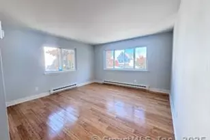 55 Avery St, Stamford, CT 06902 - Photo 10