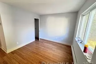 55 Avery St, Stamford, CT 06902 - Photo 8