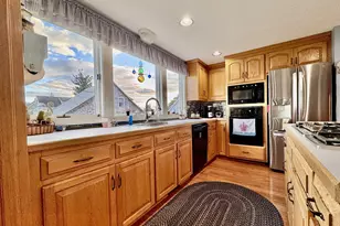 71 Wolcott Ave, Stonington, CT 06378 - Photo 16