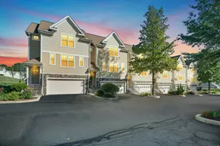 179 Remy Ct, Shelton, CT 06484 - Photo 2