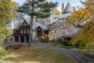 271 Hunting Ridge Rd, Stamford, CT 06903 - Photo 2