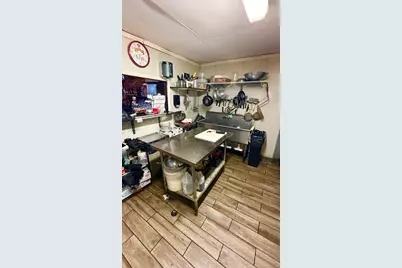 69 Hawthorn Street, Hartford, CT 06154 - Photo 36