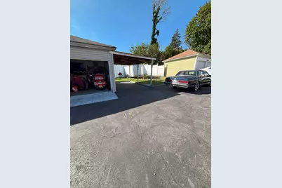 215 Summerfield Avenue, Bridgeport, CT 06610 - Photo 38