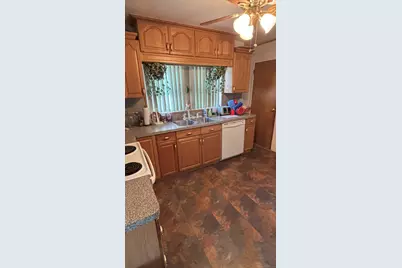 215 Summerfield Avenue, Bridgeport, CT 06610 - Photo 6