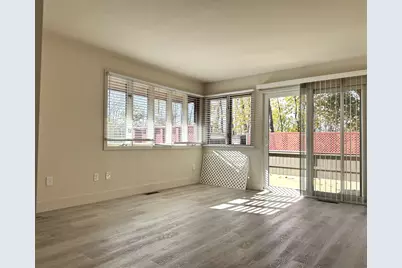 110 Montoya Drive #110, Branford, CT 06405 - Photo 4