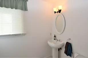 49 Overshot Dr, Glastonbury, CT 06073 - Photo 10