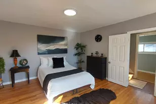 32 N Maple St, Enfield, CT 06088 - Photo 16