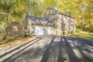 92 Pepperidge Rd, Portland, CT 06480 - Photo 2