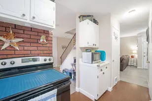 48 Round Tree Dr, Naugatuck, CT 06770 - Photo 4