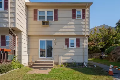 48 Round Tree Drive #5, Naugatuck, CT 06770 - Photo 1