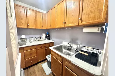 175 Academy Avenue, Waterbury, CT 06705 - Photo 6