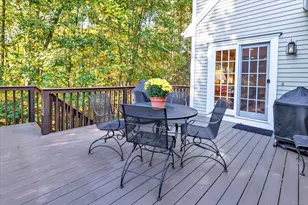 26 Bunker Hill Cir, Shelton, CT 06484 - Photo 16