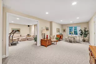 26 Bunker Hill Cir, Shelton, CT 06484 - Photo 32