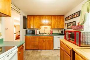 6 Marion Dr, East Lyme, CT 06333 - Photo 20