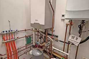 75 Maple St, Torrington, CT 06790 - Photo 20