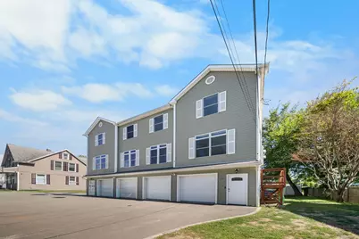 130 Brentwood Avenue, Fairfield, CT 06825 - Photo 1