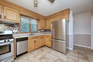 245 Woodruff Rd, Milford, CT 06461 - Photo 14