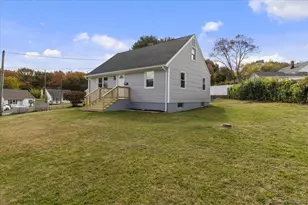 115 Cooper Dr, Waterbury, CT 06704 - Photo 18