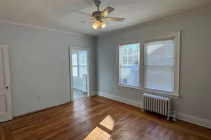 1253 Forest Rd, New Haven, CT 06515 - Photo 14