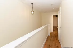 527 West Thames St, Norwich, CT 06360 - Photo 18