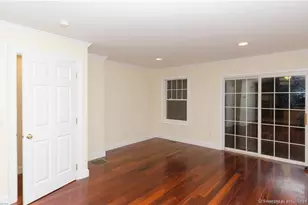 527 West Thames St, Norwich, CT 06360 - Photo 8