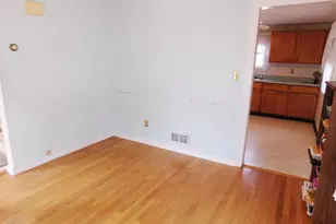 60 E St, Derby, CT 06418 - Photo 16