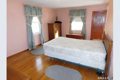 60 E Street, Derby, CT 06418 - Photo 22