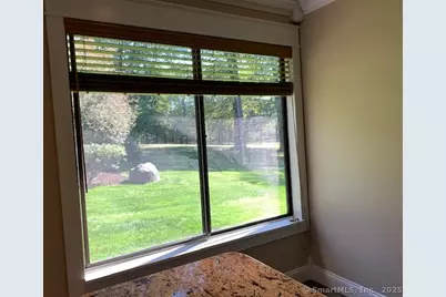27 Canterbury Lane #27, Avon, CT 06001 - Photo 6