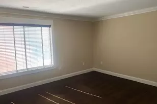 27 Canterbury Ln, Avon, CT 06001 - Photo 8