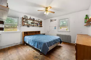 210 Butlertown Rd, Waterford, CT 06385 - Photo 12