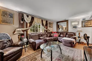 124 Williamson Dr, Waterbury, CT 06710 - Photo 12