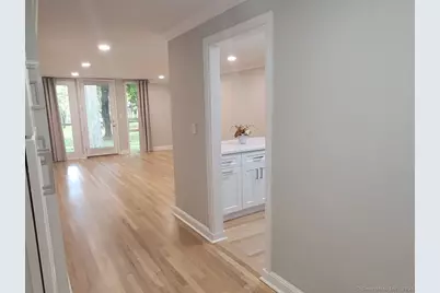 160 Fairfield Woods Road #APT 43, Fairfield, CT 06825 - Photo 4