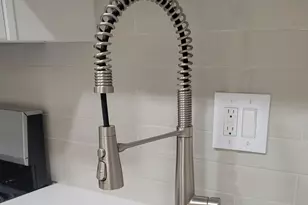 160 Fairfield Woods Rd, Fairfield, CT 06825 - Photo 10