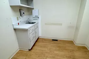 160 Wolcott St, Bristol, CT 06010 - Photo 28