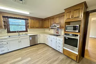 160 Wolcott St, Bristol, CT 06010 - Photo 16