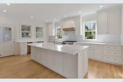 134 Rowayton Avenue, Norwalk, CT 06853 - Photo 12