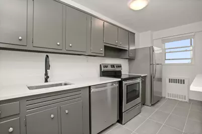 80 Cartright Street #8B, Bridgeport, CT 06604 - Photo 4
