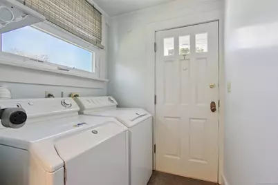 152 Blydenburg Avenue, New London, CT 06320 - Photo 12