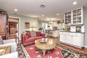 24 Alice Dr, Bloomfield, CT 06002 - Photo 12