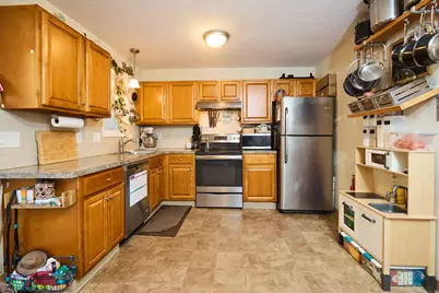 146 Coach Circle #5, Naugatuck, CT 06770 - Photo 12