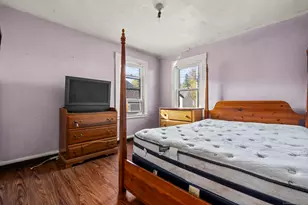 13 Edgewood St, Bristol, CT 06010 - Photo 6