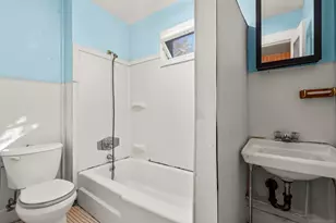 13 Edgewood St, Bristol, CT 06010 - Photo 18