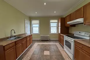 556 Hawley Ave, Bridgeport, CT 06606 - Photo 16