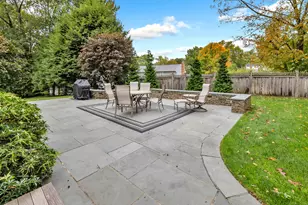 105 Charter Oak Rd, Fairfield, CT 06824 - Photo 32