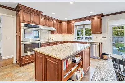 105 Charter Oak Road, Fairfield, CT 06824 - Photo 6