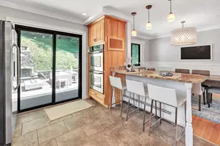 138 Pinewood Trail, Trumbull, CT 06611 - Photo 8